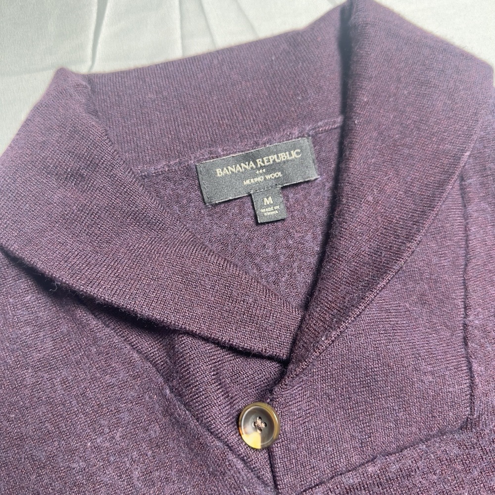 Banana Republic Shawl Collar Sweater Mens Medium Purple Merino Wool 990760